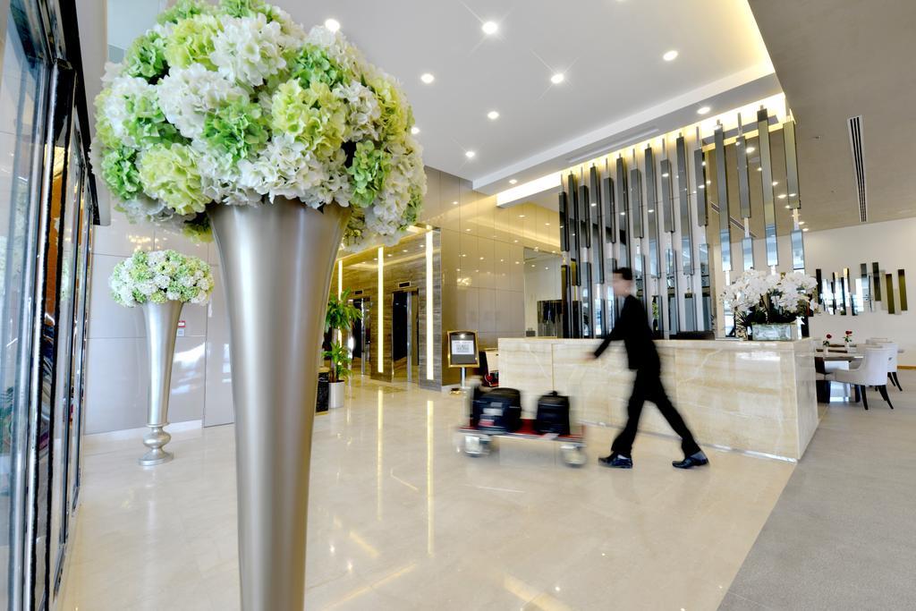 Royal Ambassador - Al Yal Suites Manama Exterior photo
