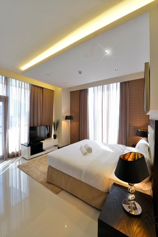 Royal Ambassador - Al Yal Suites Manama Room photo