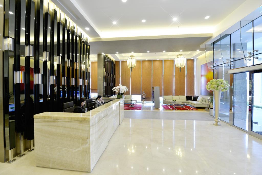Royal Ambassador - Al Yal Suites Manama Room photo